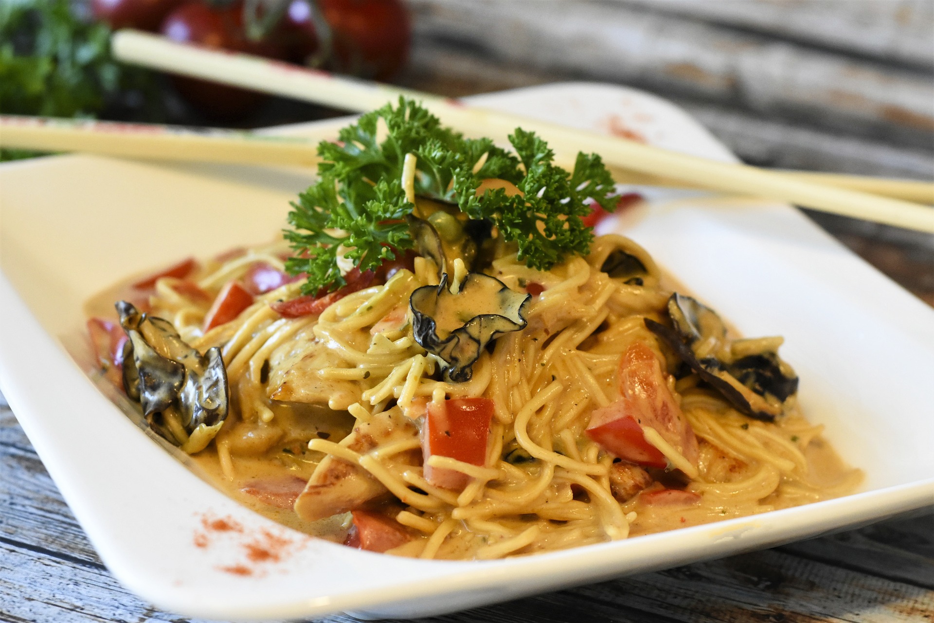 Make your day just fabulous with the Best Noodle Dishes in Dubai