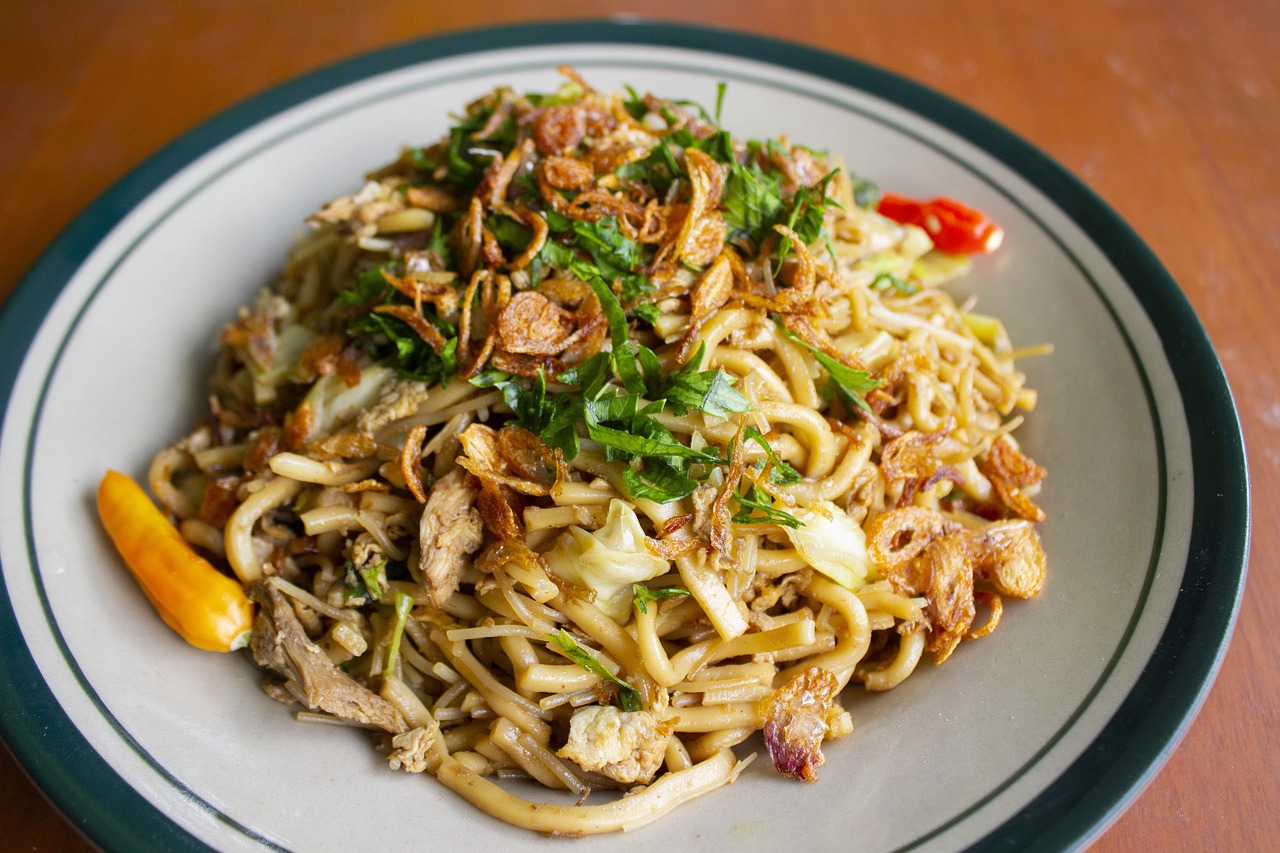 Tantalizing Taste Journey Unveiling the Best Fried Noodles in Abu Dhabi